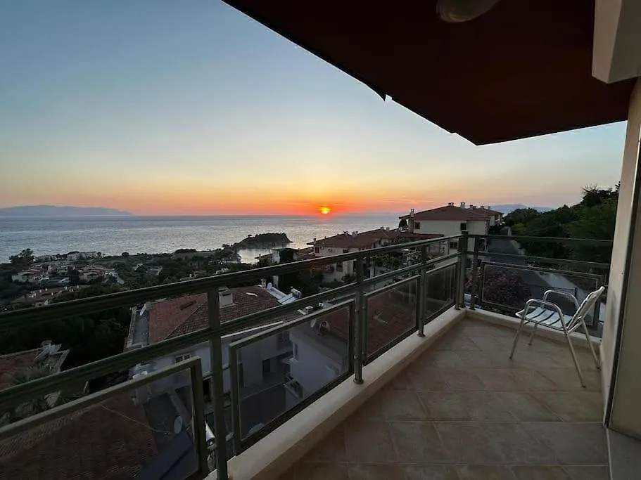 Villa 6 Rooms 1 Living Room Magnificent Sea View Kusadası