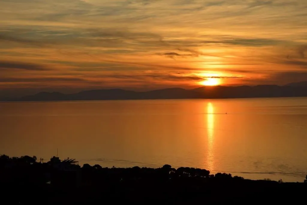 Villa 6 Rooms 1 Living Room Magnificent Sea View Kusadası
